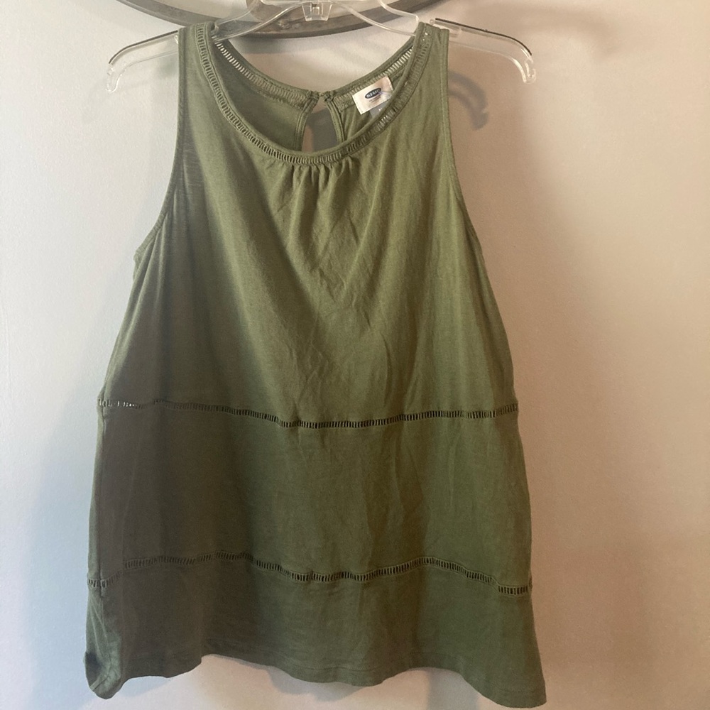 🦋Old Navy Tank Size Medium